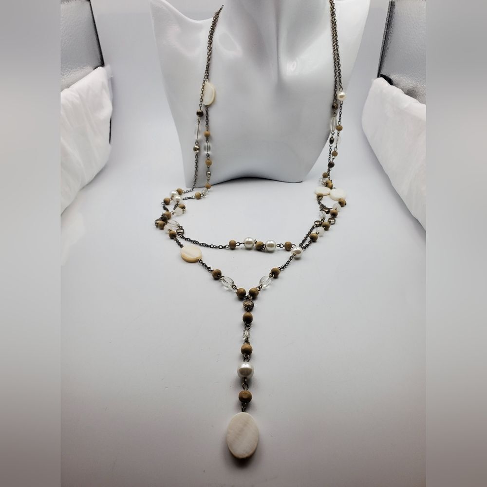 Catholic mass mother of pearl drop necklace N2221